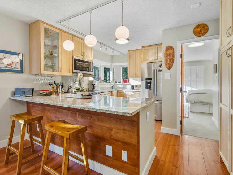 2037 Karen Crescent, Whistler, BC, V8E 0A9 - 4