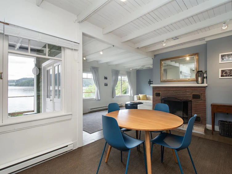 5293 Indian River Drive, North Vancouver, BC, V7G 2T6 - 10