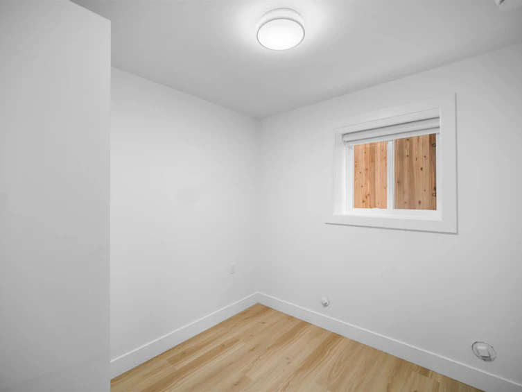 2076 E 50th Avenue, Vancouver, BC, V5P 1V3 - 15