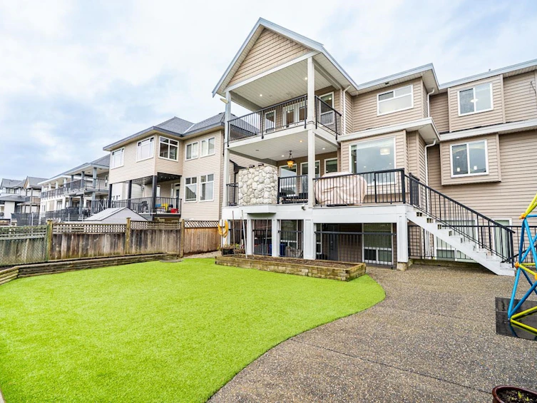 16768 57a Avenue, Surrey, BC, V3S 1H8 - 36