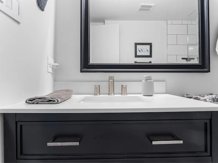 306-134 W 20th Street, North Vancouver, BC, V7M 1Y4 - 17