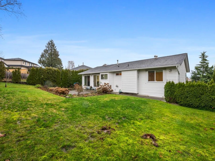 2941 Edgehill Avenue, Abbotsford, BC, V2T 5J9 - 30
