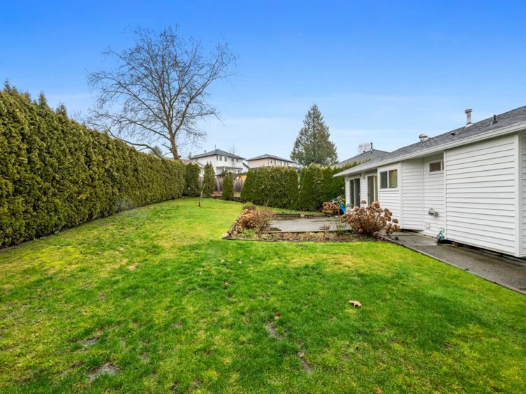 2941 Edgehill Avenue, Abbotsford, BC, V2T 5J9 - 29