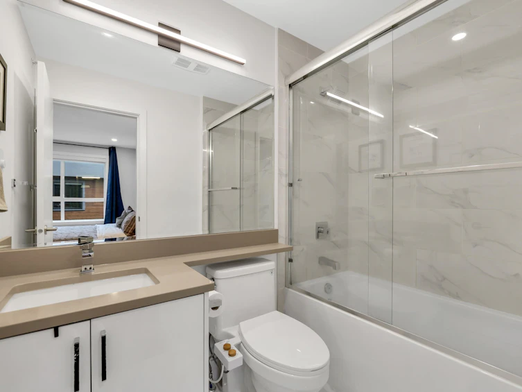 202-37842 Third Avenue, Squamish, BC, V8B 1B0 - 8