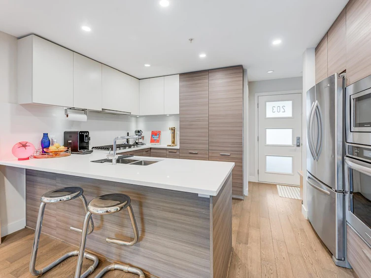 203-3456 Commercial Street, Vancouver, BC, V5N 4E9 - 5