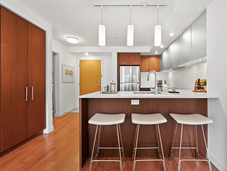 304-221 E 3rd Street, North Vancouver, BC, V7L 1C5 - 12