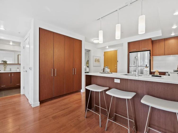 304-221 E 3rd Street, North Vancouver, BC, V7L 1C5 - 13