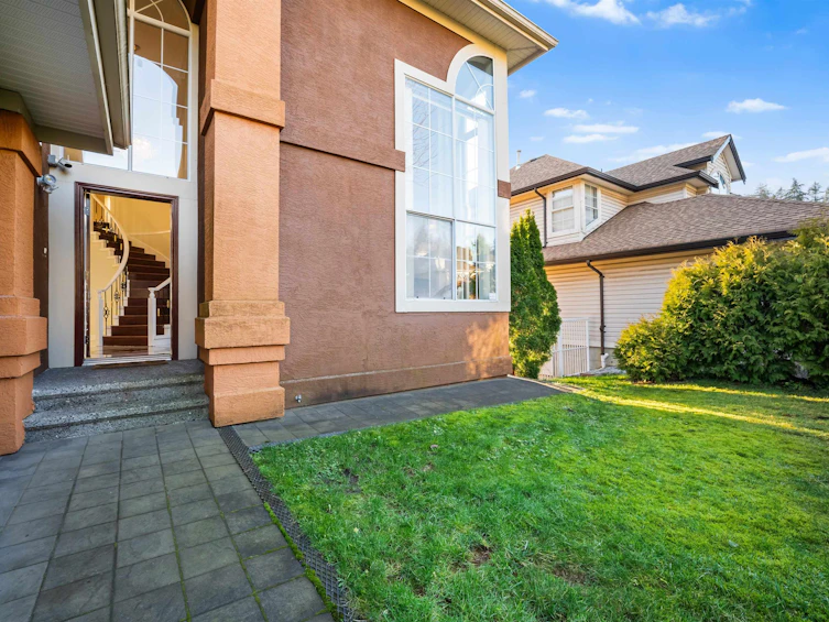 2622 Sandstone Crescent, Coquitlam, BC, V3E 2T8 - 4