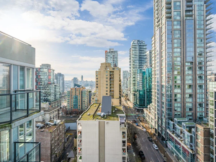 1606-1212 Howe Street, Vancouver, BC, V6Z 2M9 - 13