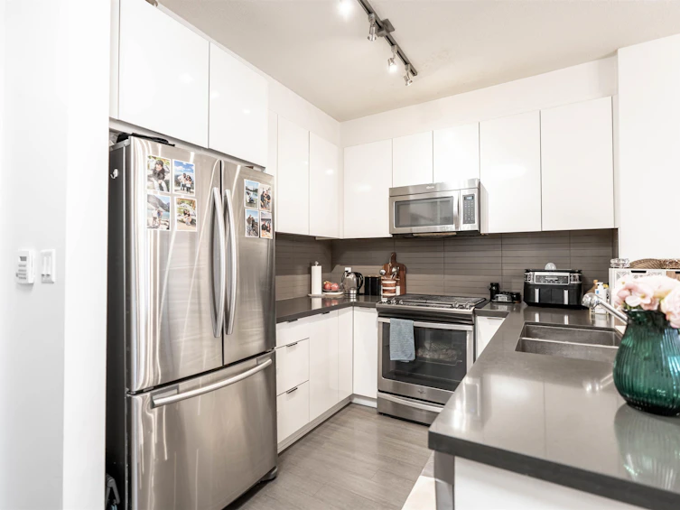 110-15168 33 Avenue, Surrey, BC, V3Z 0N7 - 6