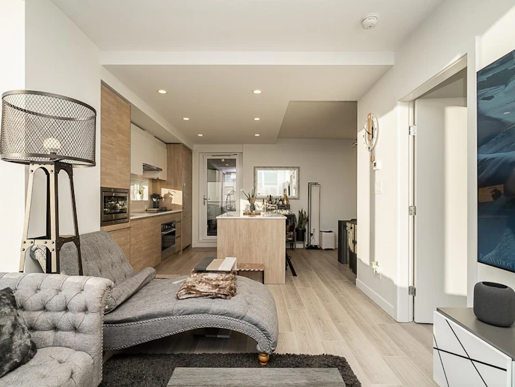 3003-13615 Fraser Highway, Surrey, BC, V3T 0P7 - 5