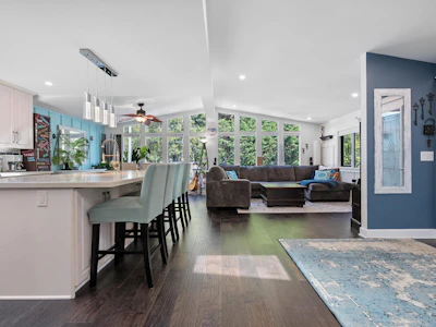 281-1840 160 Street - 3