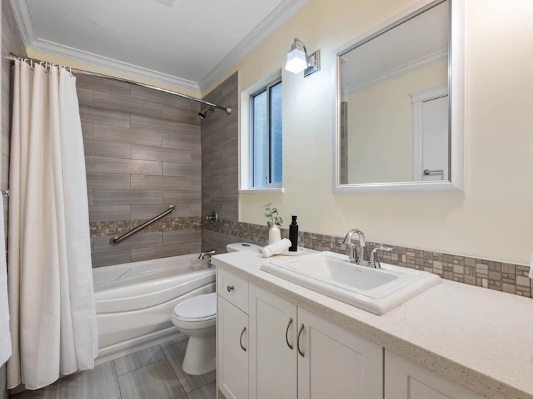 24813 122 Avenue, Maple Ridge, BC, V4R 1Z8 - 15