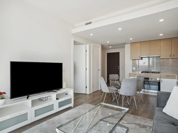 1503-200 Klahanie Court, West Vancouver, BC, V7P 0E4 - 4