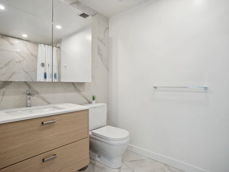 1503-200 Klahanie Court, West Vancouver, BC, V7P 0E4 - 17