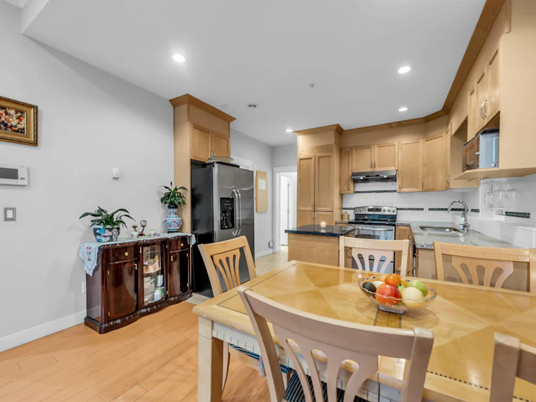 312 Strand Avenue, New Westminster, BC, V3L 3J2 - 6