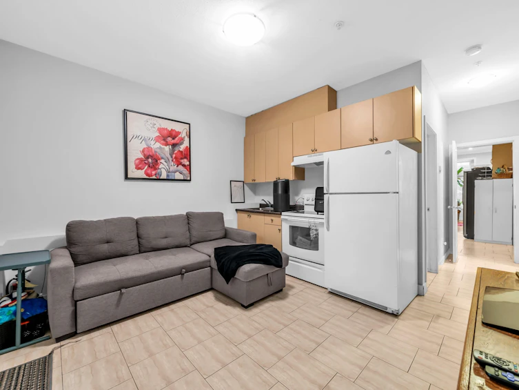 312 Strand Avenue, New Westminster, BC, V3L 3J2 - 23
