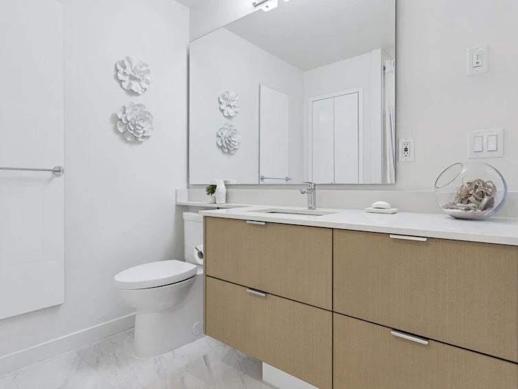 501-277 W 1st Street, North Vancouver, BC, V7M 0E8 - 11