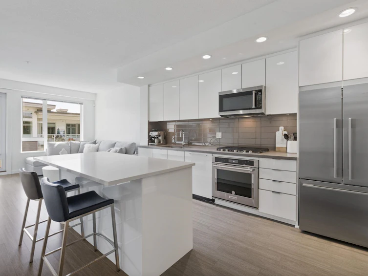 501-277 W 1st Street, North Vancouver, BC, V7M 0E8 - 8