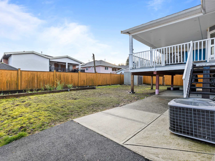 31954 Samuel Court, Abbotsford, BC, V2T 5M7 - 38