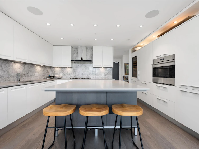 310-6333 W Boulevard, Vancouver, BC, V6M 0C1