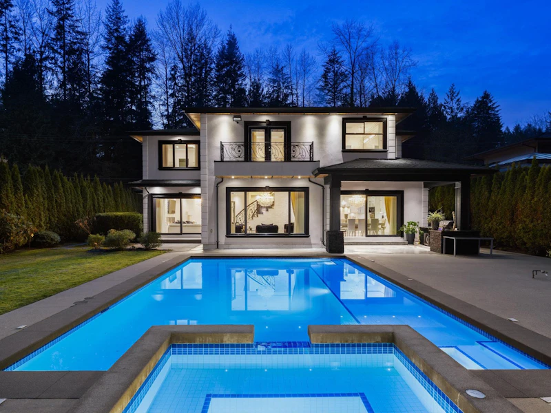 348 Moyne Drive, West Vancouver BC V7S 1J5