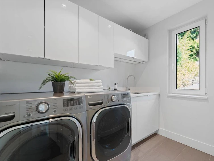3373 Radcliffe Avenue, West Vancouver, BC, V7V 1G7 - 30