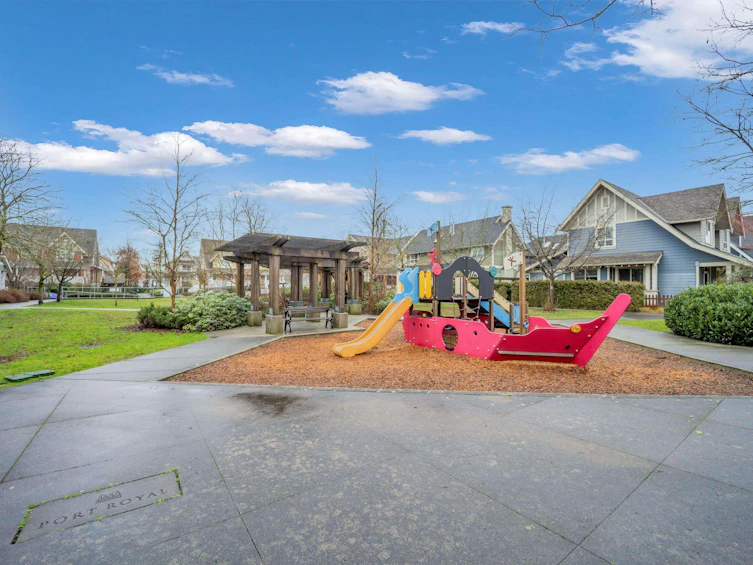 1-258 Camata Street, New Westminster, BC, V3M 0H8 - 38