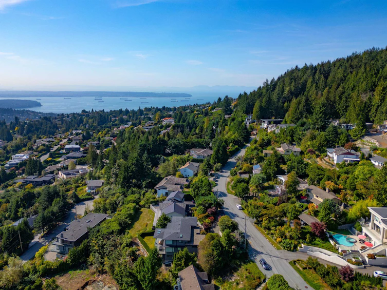 560 Craigmohr Drive, West Vancouver, BC, V7S 1W9 - 38