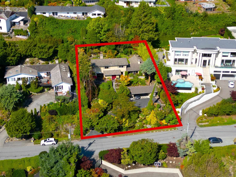 560 Craigmohr Drive, West Vancouver, BC, V7S 1W9 - 33