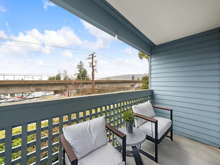 301-601 North Road, Coquitlam, BC, V3J 1P1 - 8