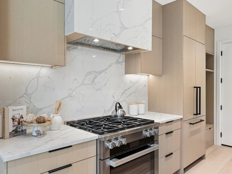 2-3036 W 14th Avenue, Vancouver, BC, V6K 2X8 - 6