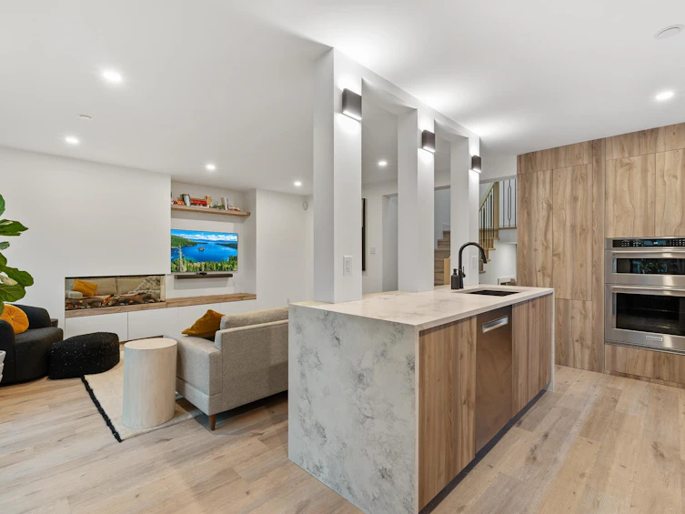 3232 W 5th Avenue, Vancouver, BC, V6K 1V4 - 11