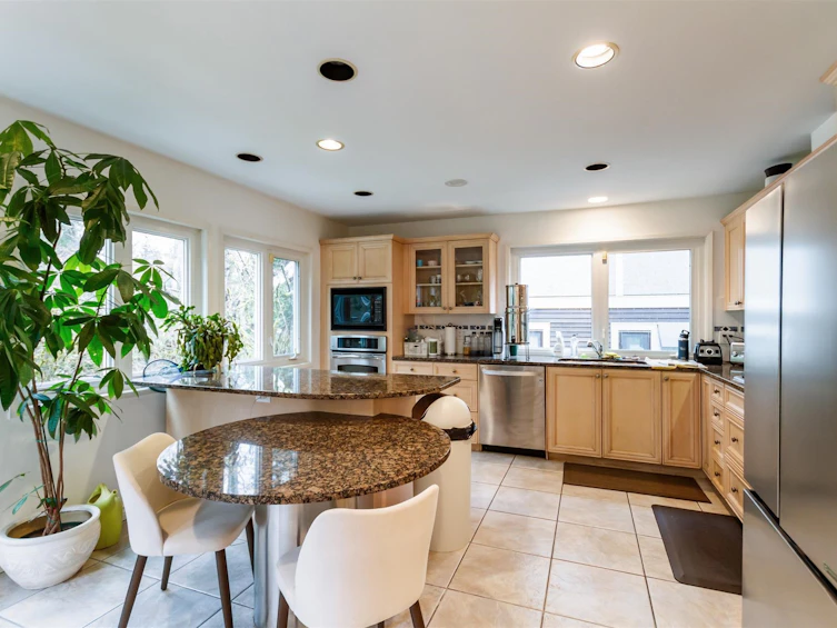 4171 Doncaster Way, Vancouver, BC, V6S 1W1 - 8