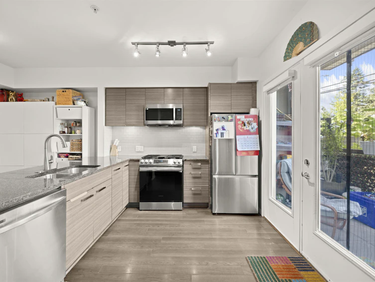 125-13228 Old Yale Road, Surrey, BC, V3T 0K3 - 3