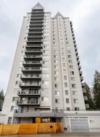 1703 545 Austin Avenue