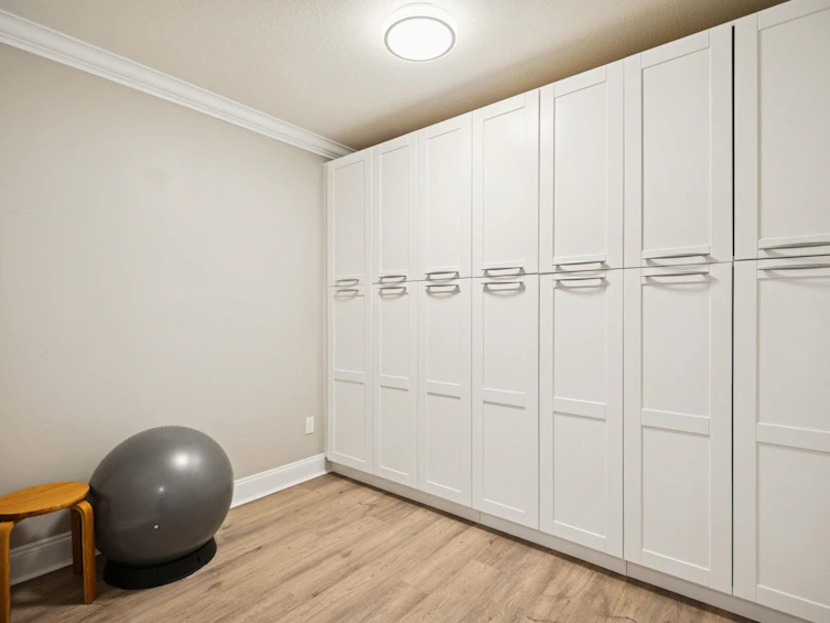 7536 Sequoia Road, Burnaby, BC, V3N 4W9 - 24