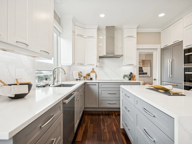 7536 Sequoia Road, Burnaby, BC, V3N 4W9 - 13