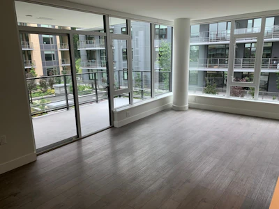 302-8533 River District Crossing - 3