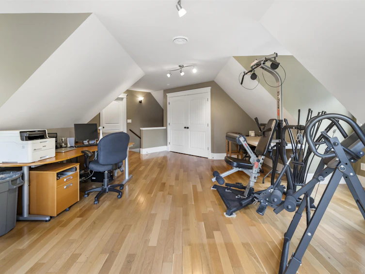 21949 6 Avenue, Langley, BC, V2Z 1R6 - 22