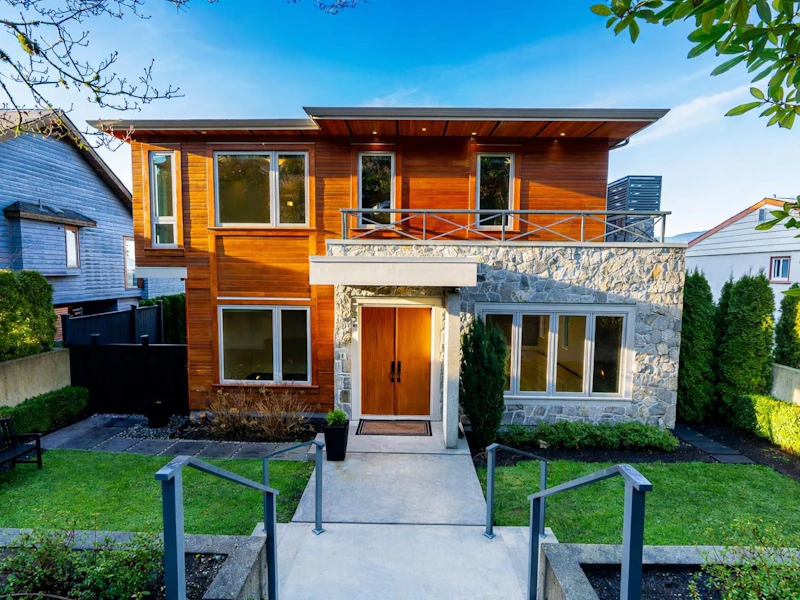 7329 Braeside Drive, Burnaby BC V5A 1G2