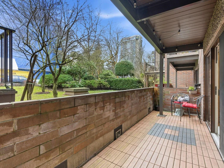 102-1655 Nelson Street, Vancouver, BC, V6G 1M4 - 22