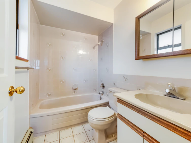 2721 Grant Street, Vancouver, BC, V5K 3H1 - 20