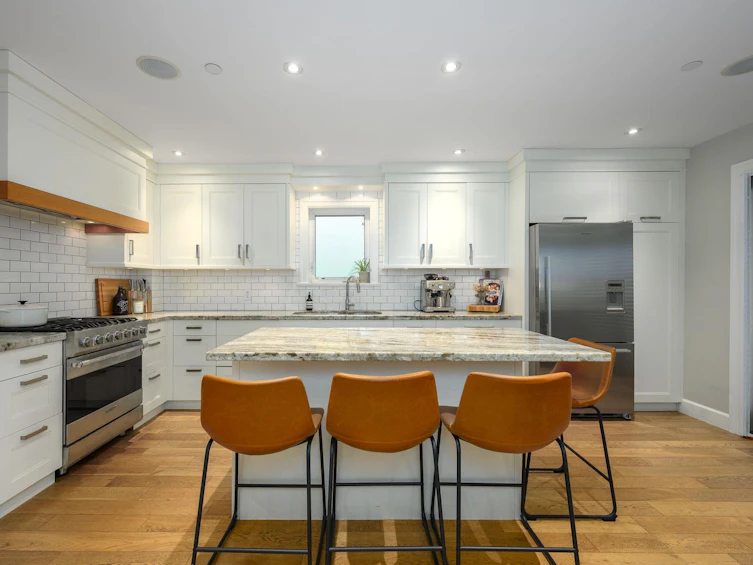 4241 Balkan Street, Vancouver, BC, V5V 3Z4 - 3