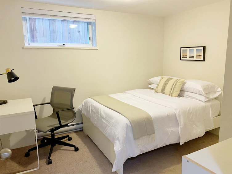 4241 Balkan Street, Vancouver, BC, V5V 3Z4 - 24