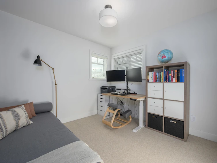 4241 Balkan Street, Vancouver, BC, V5V 3Z4 - 21