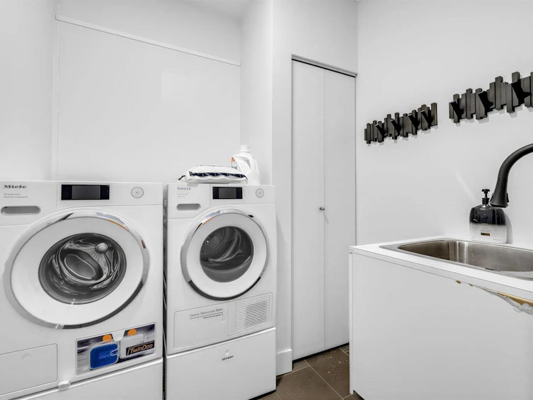 4401-1128 W Georgia Street, Vancouver, BC, V6E 0A8 - 11