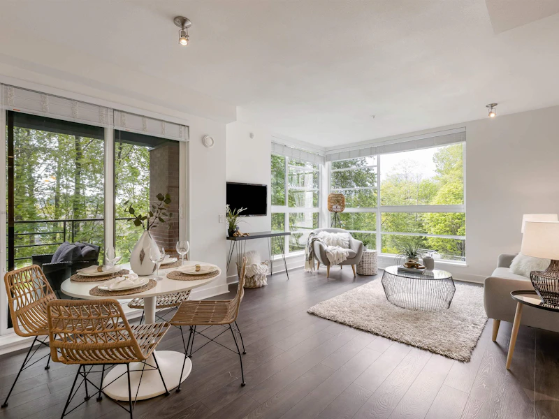 407 - 733 W 3rd Street, North Vancouver BC