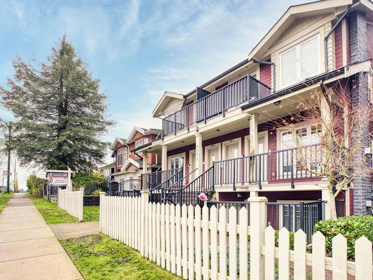 201-4577 Slocan Street, Vancouver, BC, V5R 1Z8 - 21