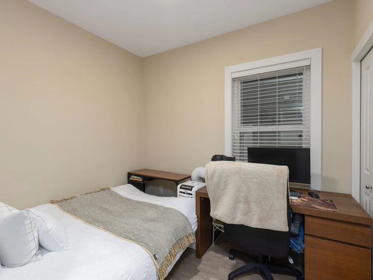 201-4577 Slocan Street, Vancouver, BC, V5R 1Z8 - 12